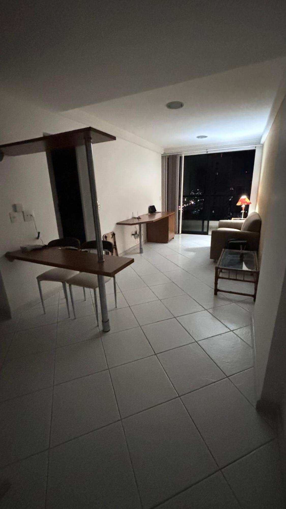 Flalt Aconchegante Com Varanda Espacosa No Centro De Campos Goytacazes Apartment *